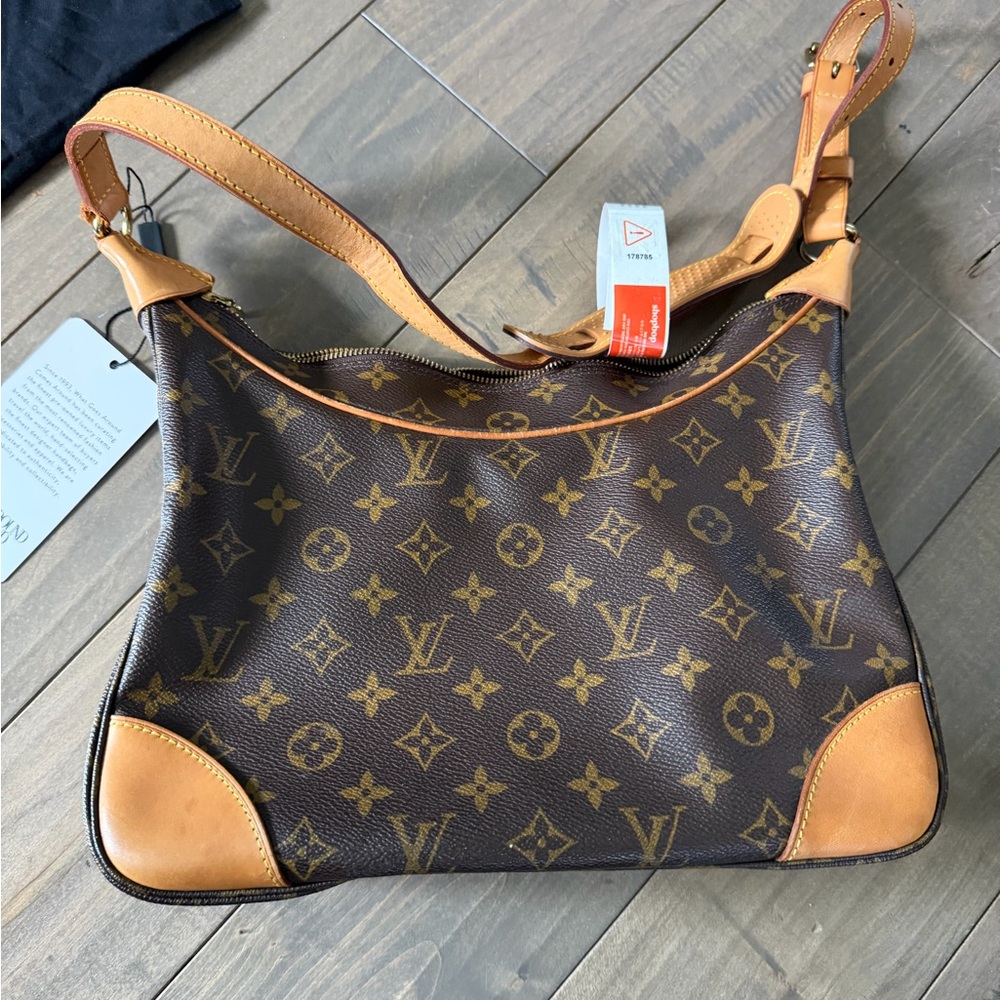 Louis Vuitton Monogram Boulogne Shoulder Bag - Brown/Gold Trim - Picture 14 of 14